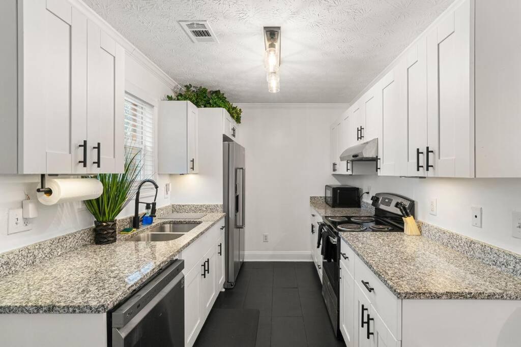 Modern 3Bd,2Ba Townhome Near Stadiums In Metro-Atl 亚特兰大 外观 照片